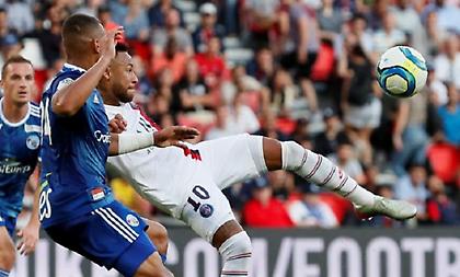 Υπόκλιση στην γκολάρα του Νεϊμάρ από Εμπαπέ (video)