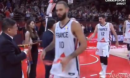 Ο Φουρνιέ δεν γούσταρε το χάλκινο και το έδειξε (video)