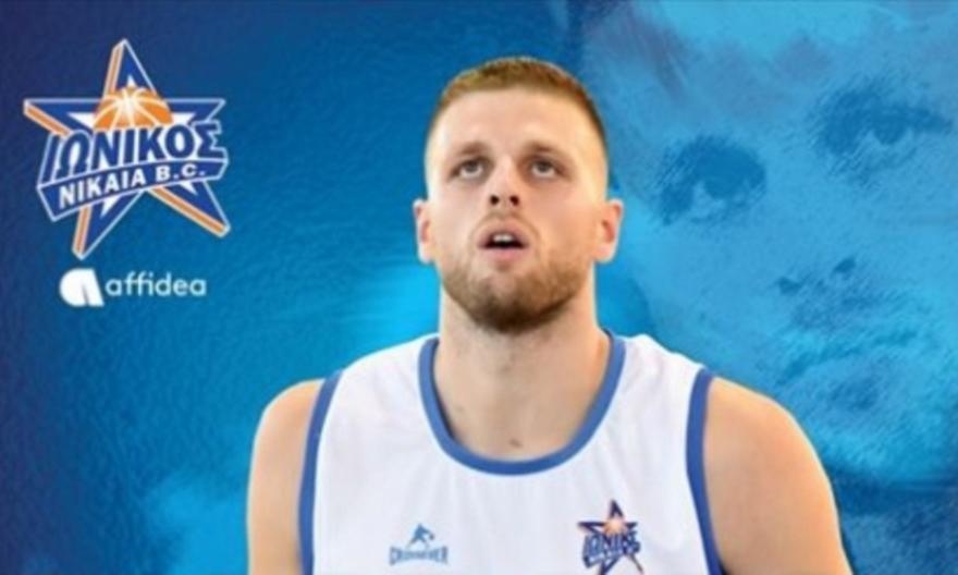 Δανεικός στον Ιωνικό Νικαίας ο Χαραλαμπόπουλος