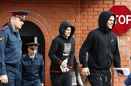 Αποφυλακίστηκαν Μαμάεφ και Κοκόριν