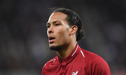 Διαψεύδει ο Φαν Ντάικ για νέο συμβόλαιο με την Λίβερπουλ