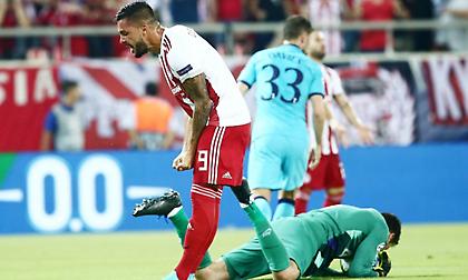 Το δοκάρι του Ολυμπιακού με τον Γκερέρο! (video)