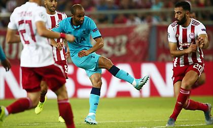 Μπλακ-άουτ του Ολυμπιακού και 0-2 ο Μόουρα (video)