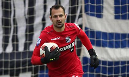 Δοκιμάζει Στρέζο η… ελληνική Βίλεμ