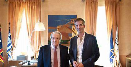 Συνάντηση Μπακογιάννη-Μπαμπινιώτη για αξιοποίηση του Τοσίτσειου Σχολείου