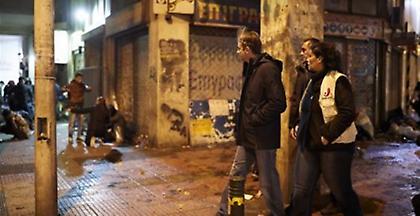 Στη δομή φιλοξενίας Κορίνθου μεταφέρονται οι αλλοδαποί από την πλατεία Βάθη