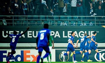 Με το δεξί Γάνδη και Βόλφσμπουργκ