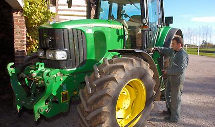 Την επιστροφή του ΕΦΚ στο αγροτικό πετρέλαιο εξετάζει το υπουργείο Αγροτικής Ανάπτυξης