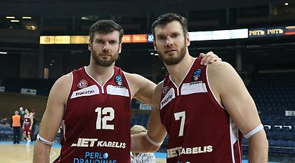 Σε ομάδα του Λονδίνου οι αδερφοί Λαβρίνοβιτς