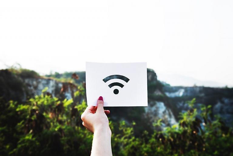 Ονομασία «Wi-Fi»: Γιατί το ασύρματο ίντερνετ λέγεται έτσι;