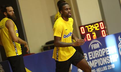 Ατομικό ο Ρέι στην ΑΕΚ