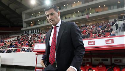 «Μαρτίνς, πάρε τηλέφωνο τον Μίτσελ»
