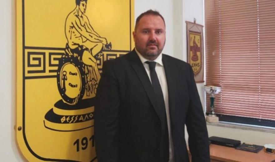 Νιαρχάκος: «Ευχαριστώ τους Καρυπίδη και Χαριστέα»