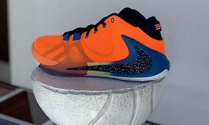 Μπακς: Δύο νέοι συμπαίκτες του Γιάννη με τα… παπούτσια του (pic)