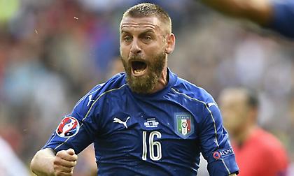 «Επιστρέφει στην εθνική και αντιμετωπίζει την Ελλάδα ο Ντε Ρόσι»