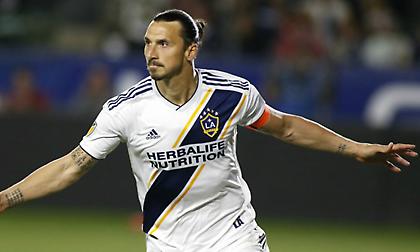 Διέψευσε ο Ραϊόλα για Ιμπραϊμοβιτς και Μπόκα Τζούνιορς