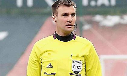 Ο Ελβετός του ΑΕΚ – ΠΑΟΚ... και το φτύσιμο