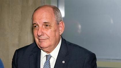 Χρέος άνω του 1 εκατομμυρίου ευρώ δείχνει το πόθεν έσχες Τέρενς Κουίκ