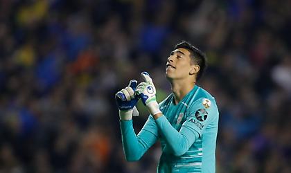 Ο Ανδράδα... γράπωσε την μπάλα με το ένα χέρι! (video)