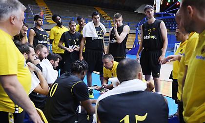 Με έναν απόντα και με γεμάτες τσέπες η ΑΕΚ κόντρα στον Παναθηναϊκό