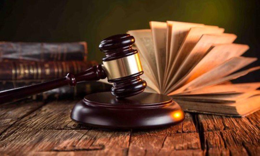 Οι 3 πιο παρανοϊκοί νόμοι που ισχύουν ακόμα στην Ελλάδα