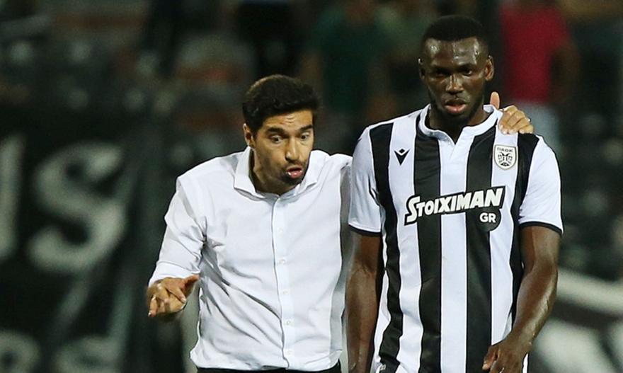Καταλήγει σε Ροντρίγκο και Εσίτι ο Φερέιρα με ΑΕΚ