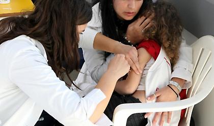 Κικίλιας: Ανοιχτό το ενδεχόμενο για υποχρεωτικό εμβολιασμό κατά της ιλαράς