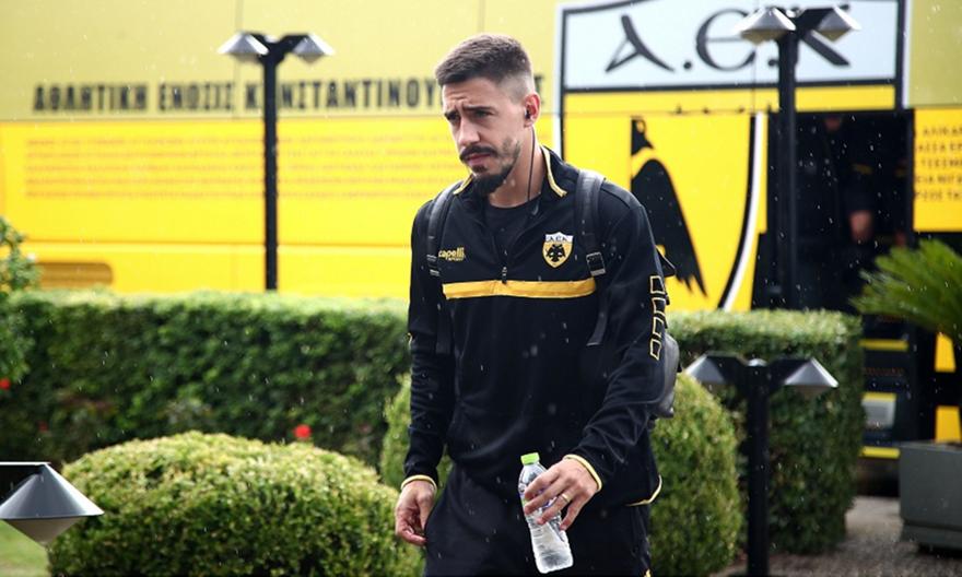 Δύσκολα ο Σιμόες στην 18άδα για ΠΑΟΚ - Στην αποστολή ο Ολιβέιρα