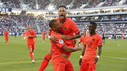 Όσο τον γιουχάρουν τόσο τους λυτρώνει ο Νέιμαρ