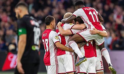 Καθάρισε προς το φινάλε ο Άγιαξ