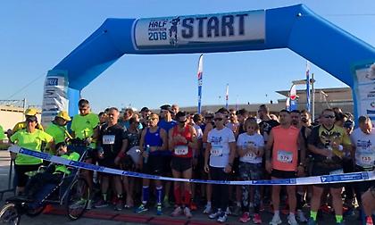 Τεράστια επιτυχία ο 1ος Ημιμαραθώνιος Καλλιθέας