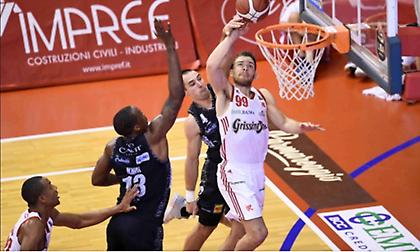 «Άλωσε» τη Ρετζιάνα Εμίλια η Τρεντίνο