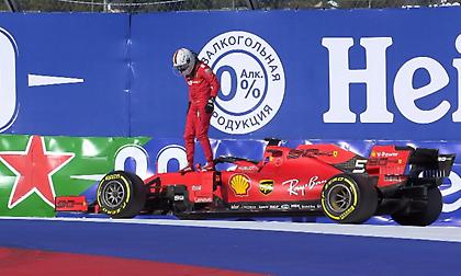 Νίκη Χάμιλτον, θεία… καταδίκη για Φέτελ!