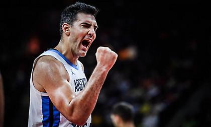 Και επίσημα στην Αρμάνι Μιλάνο ο Σκόλα!