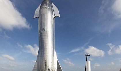 Ο Ίλον Μασκ παρουσίαζει το «Αστρόπλοιο» : Ταξίδια σε σελήνη, Αρη και γύρω από τη γη