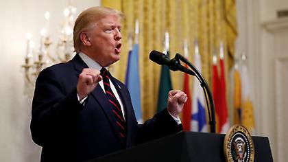 Ο Τραμπ προτείνει να συλληφθεί για προδοσία ο επικεφαλής της έρευνας εναντίον του