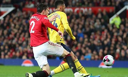 Απάντησε με Ομπαμεγιάνγκ η Άρσεναλ στη Μάντσεστερ Γιουνάιτεντ! (video)