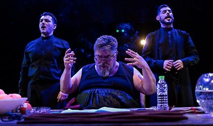 Κραουνάκης για Τσίπρα: Τον αγαπώ, είναι η Βουγιουκλάκη του ΣΥΡΙΖΑ (VIDEO)