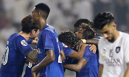 «Τεσσάρα» του Λουτσέσκου στην ομάδα του Τσάβι