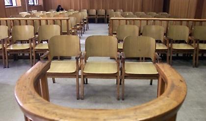 Δίκη Χρυσής Αυγής: «Δεν είμαι Ναζί, είμαι οπαδός του Μεταξά» λέει κατηγορούμενος