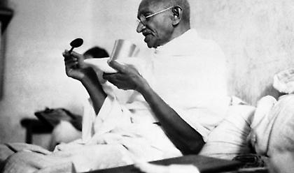 Κλάπηκαν οι στάχτες του Γκάντι