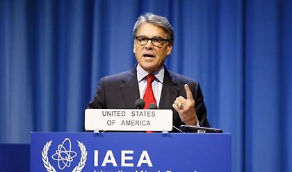 ΗΠΑ: Παραίτηση του υπουργού Πέρι βλέπει το Politico