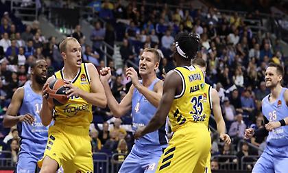 Επιβλητική Άλμπα, «πάτησε» τη Ζενίτ