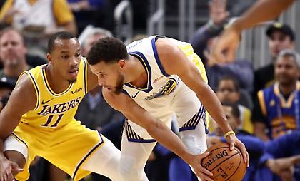 Blooper από Κάρι: «Εγκαινίασε» με… airball το νέο γήπεδο των Γουόριορς (video)