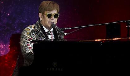 Έλτον Τζον: Παραλίγο να πεθάνω μετά από χειρουργείο
