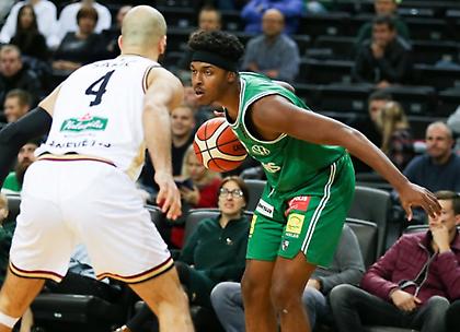 Σβηστά το 4/4 η Ζαλγκίρις με καλό ΛεΝτέι