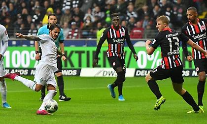 «Θρίλερ» στη Φρανκφούρτη, από έναν βαθμό Άιντραχτ και Βέρντερ