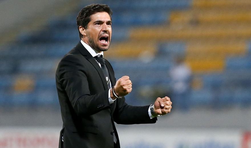 Φερέιρα: «Θα δοκιμάσουμε κάτι διαφορετικό στα στημένα – Πρέπει να ελέγχουμε τα ματς»