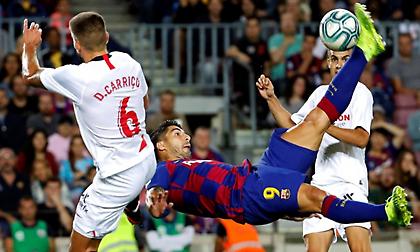 Με ψαλιδάκι του Σουάρες προηγείται η Μπαρτσελόνα! (video)