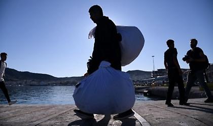 Νέες αφίξεις αιτούντων άσυλο στο λιμάνι του Πειραιά